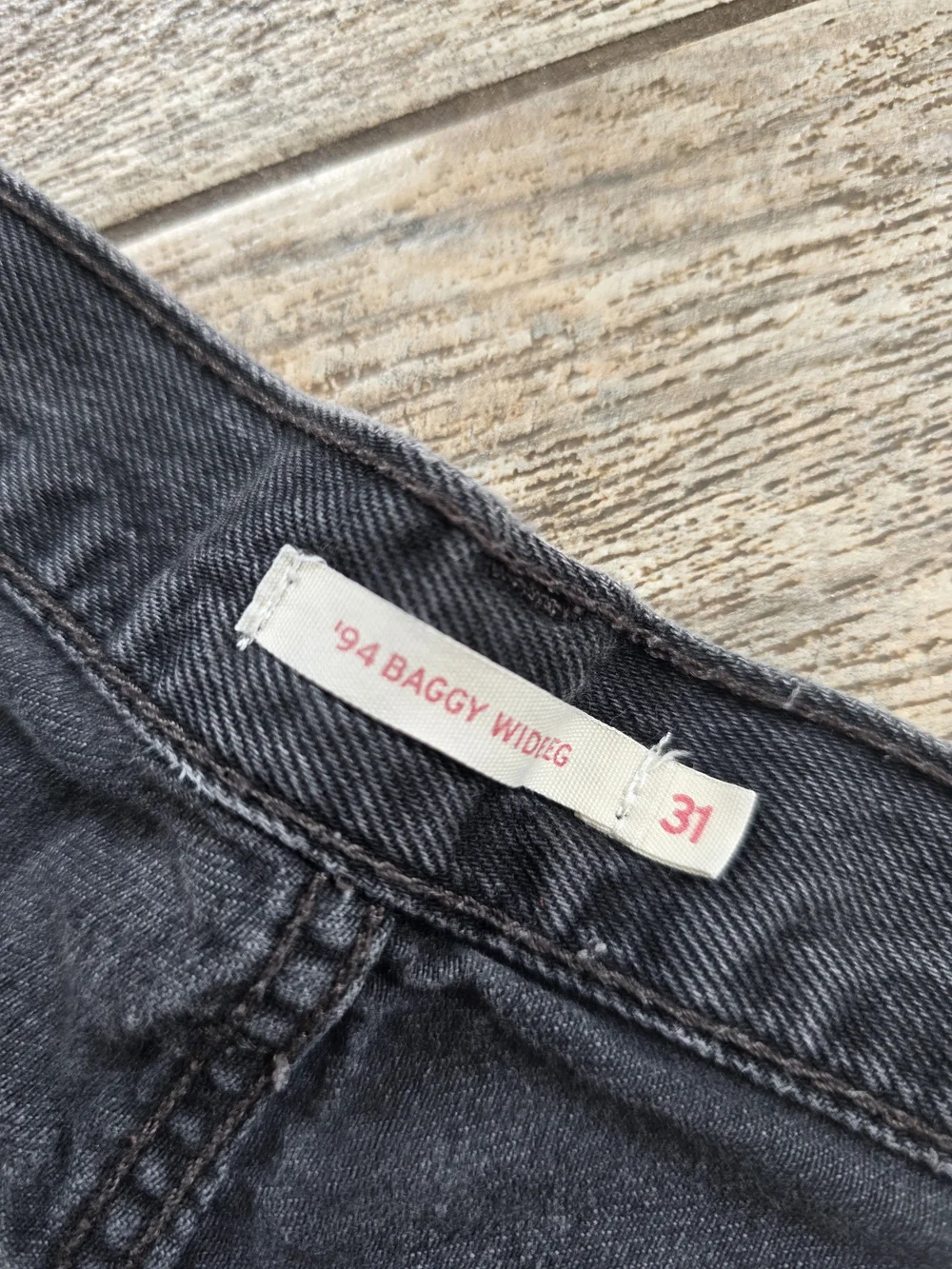 Levi's 94 Wide Leg Baggy Black Denim Jeans Womens Sz 31